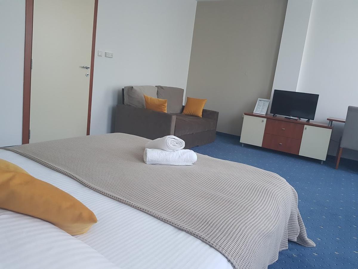 Hotel City Prnjavor Eksteriør billede